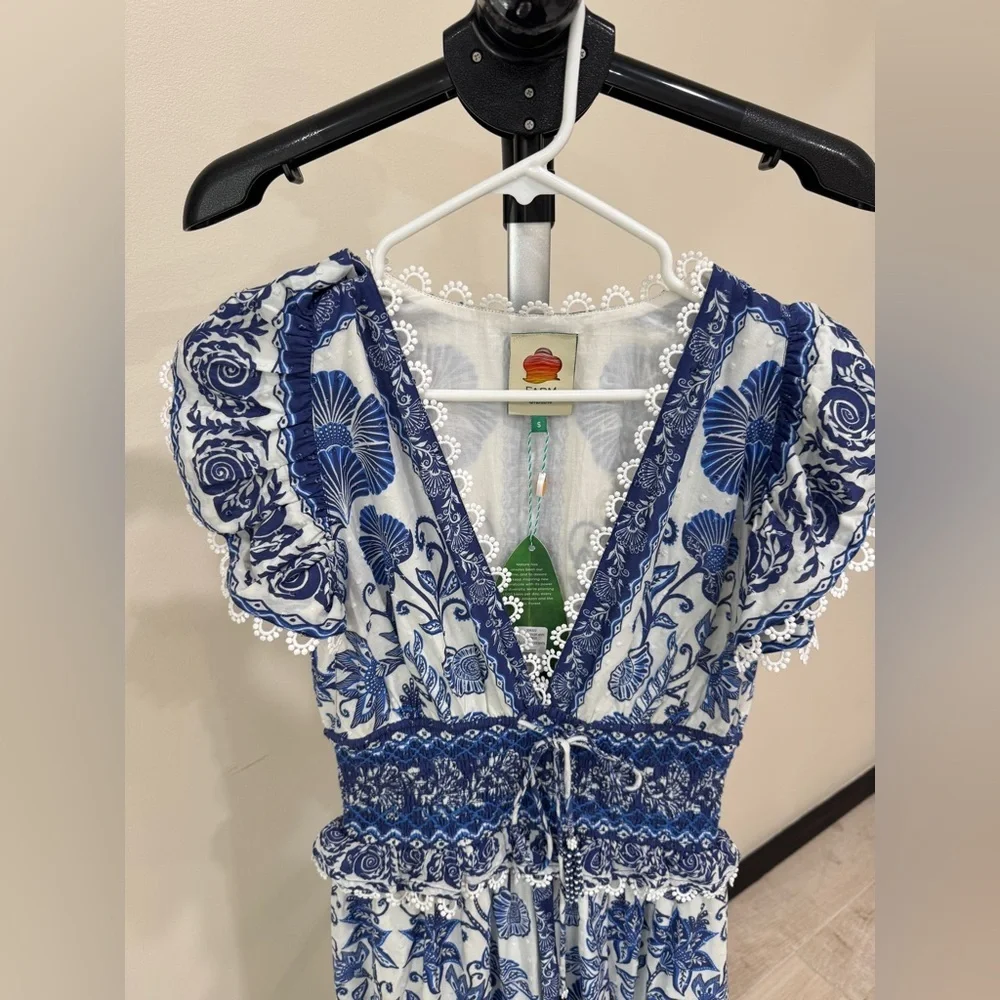 Off White Shell Garden Maxi Dress ! By Farm Rio - Picture 6 of 11